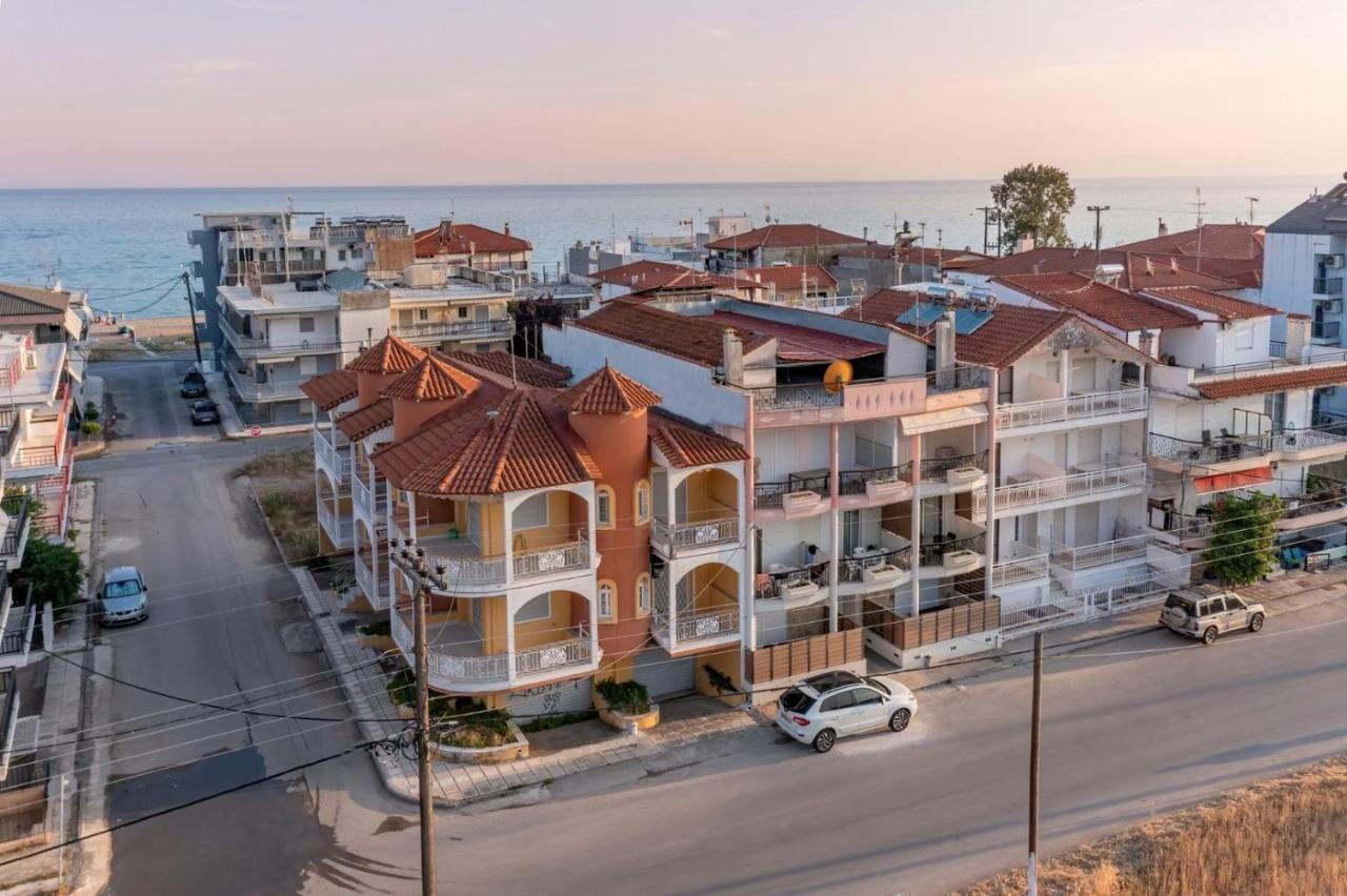 Anastasia Luxury Suites By Xenius Zeus In Nea Flogita Exterior foto