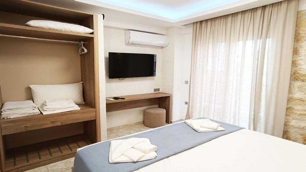 Anastasia Luxury Suites By Xenius Zeus In Nea Flogita Exterior foto
